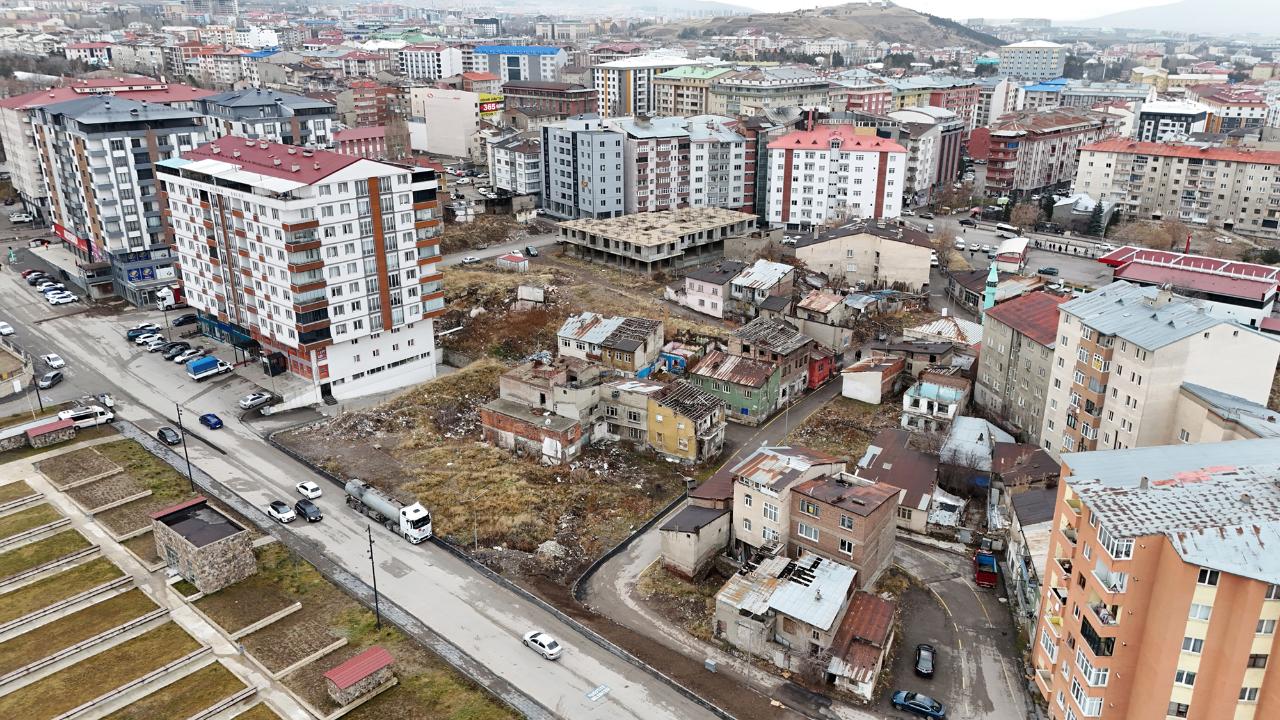 Büyükşehir Belediyesi kentsel dönüşümde de Türkiye’ye rol modeli oldu