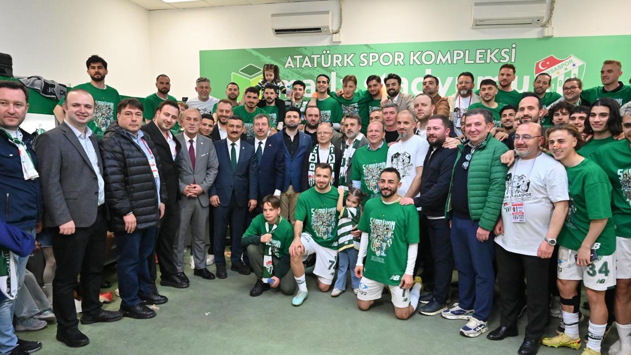 Şampiyonluk coşkusu Büyükşehir'le yaşandı