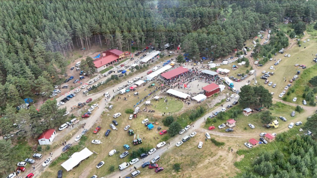 Şenkaya’da Festival Heyecanı Başlıyor: Kültür, Sanat ve Bal Bir Arada Yaşatılacak
