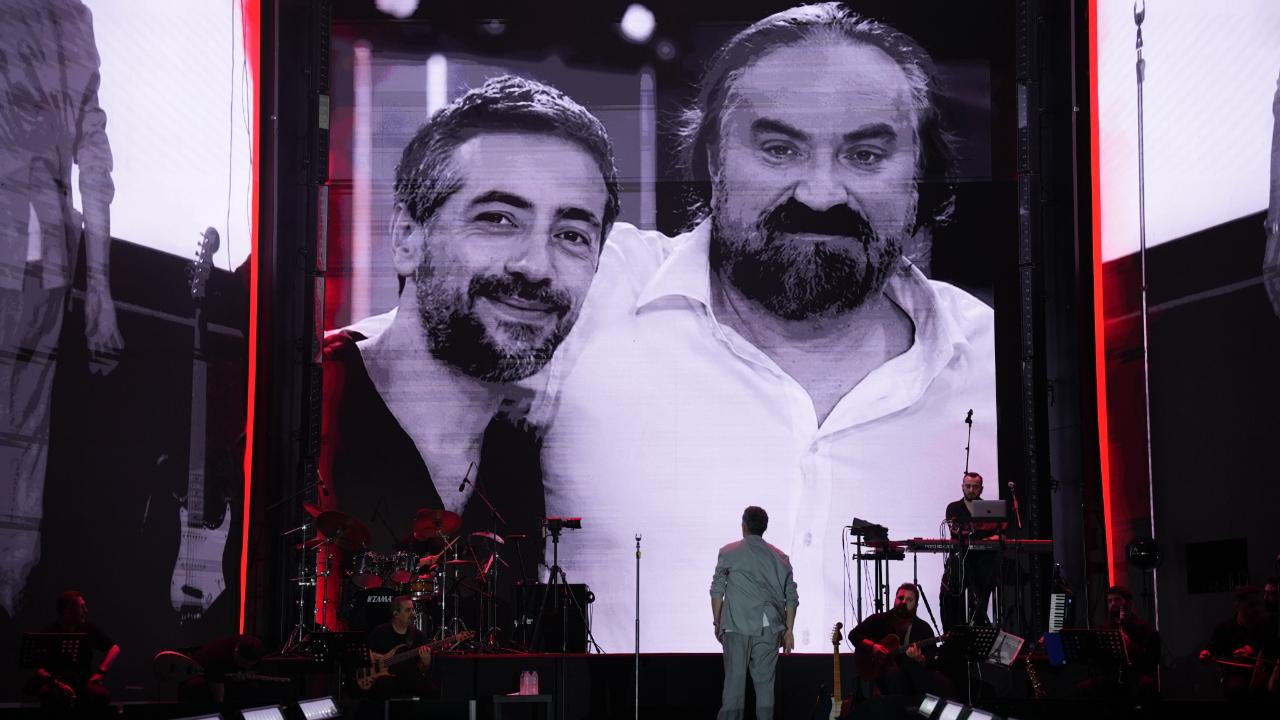 Türkiye Kültür Yolu Festivali’nin Trabzon ayağında üçüncü gün Resul Dindar sahne aldı