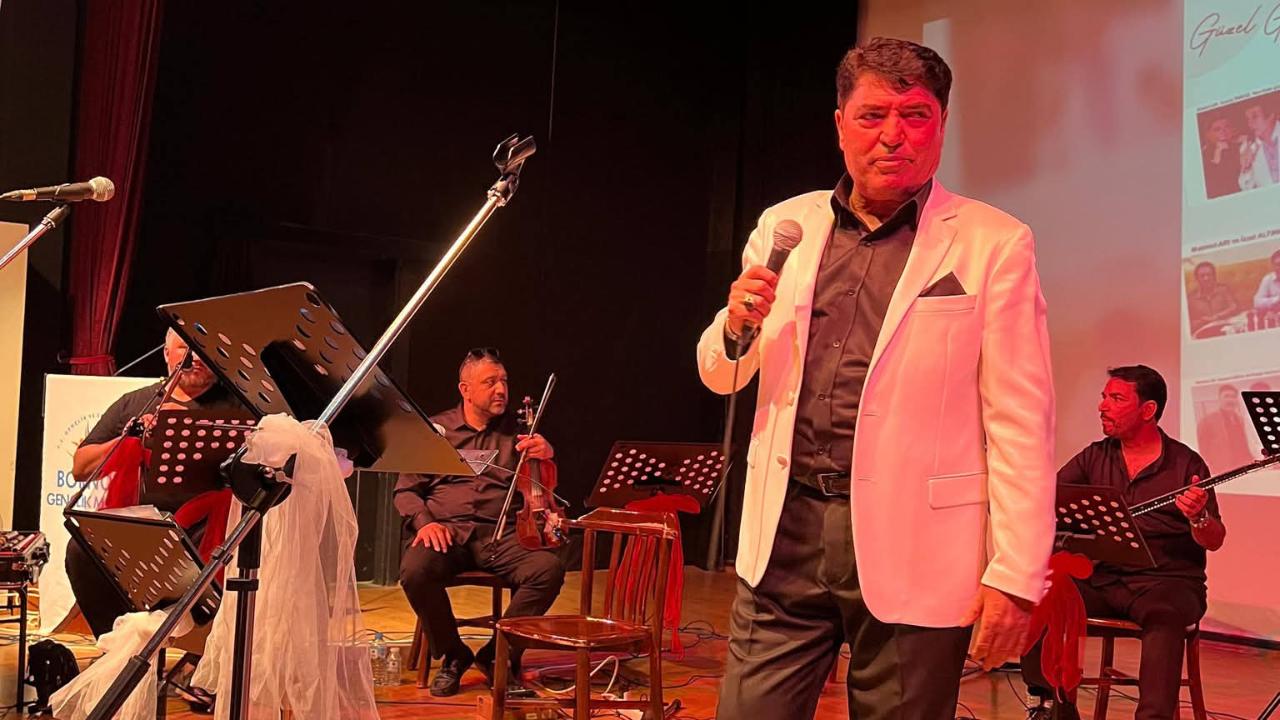 Mahmut Arı, Erzurum Kültürünü Türkülerle Gelecek Nesillere Taşıyor